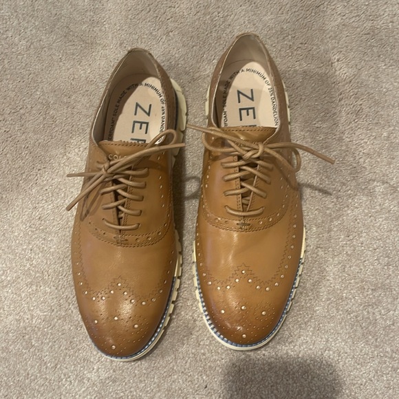 Cole Haan, the Mens' ZERØGRAND Remastered Wingtip Leather Oxford Size 7W - Picture 4 of 9